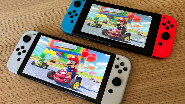 Here's Nintendo Switch OLED And OG Nintendo Compared