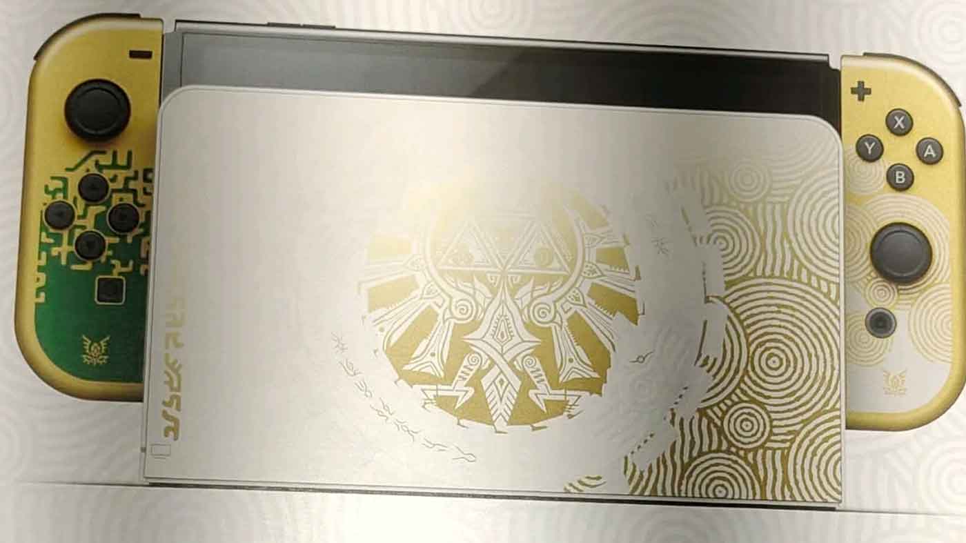 UPDATED: Images Of A Possible Zelda: Tears Of The Kingdom OLED Nintendo  Switch Have Appeared