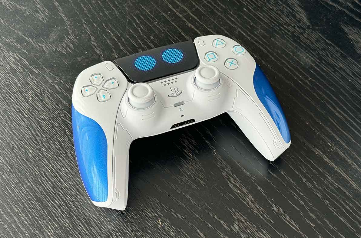 Astro Bot DualSense Controller