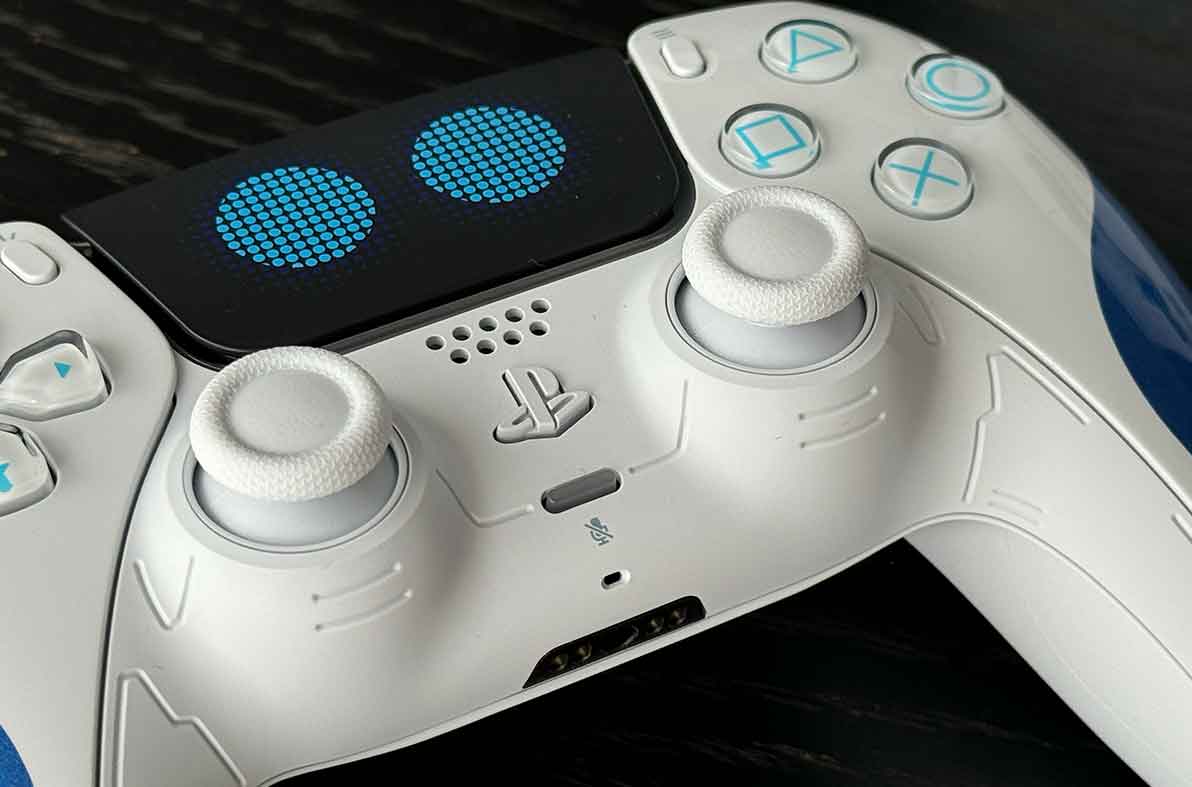 Astro Bot DualSense Controller