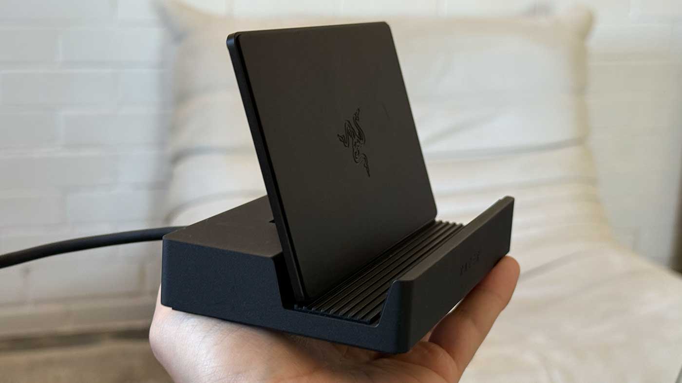 Razer Handheld Dock Chroma