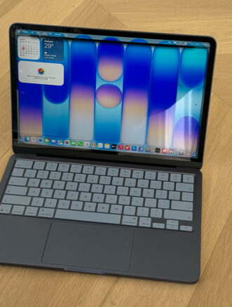 MacBook Neo Review